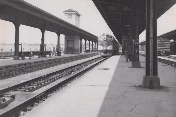 Dayton's Union Station, exterior (MS-458)