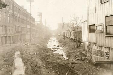 Miami-Erie Canal south of Third Street, 1926